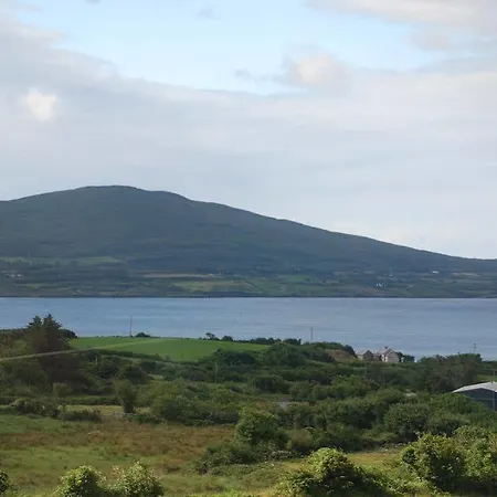 Carbery Guest Bed & Breakfast
